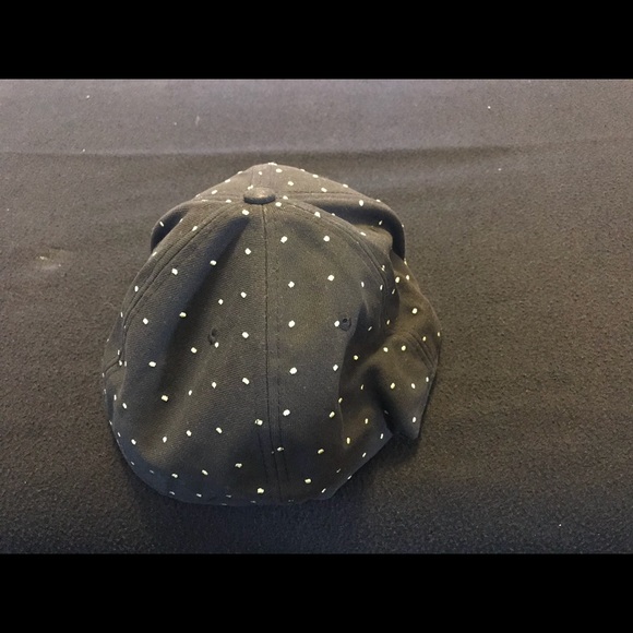New Era Dots Hat size 8 - Picture 3 of 4